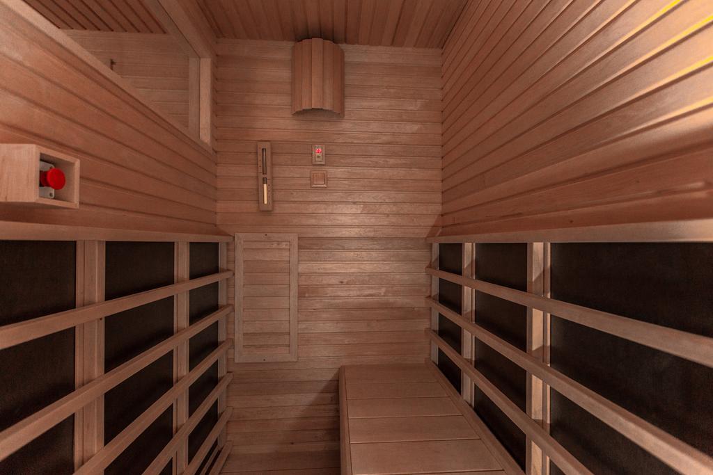 Boutique Hotel Annuska Balatonfured Bagian luar foto