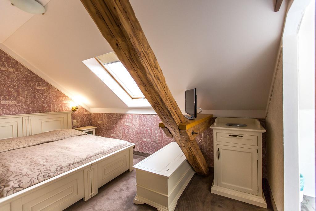 Boutique Hotel Annuska Balatonfured Bagian luar foto