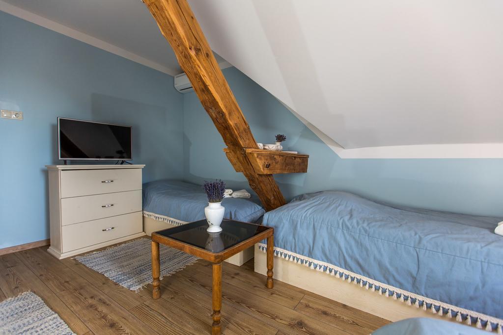 Boutique Hotel Annuska Balatonfured Bagian luar foto