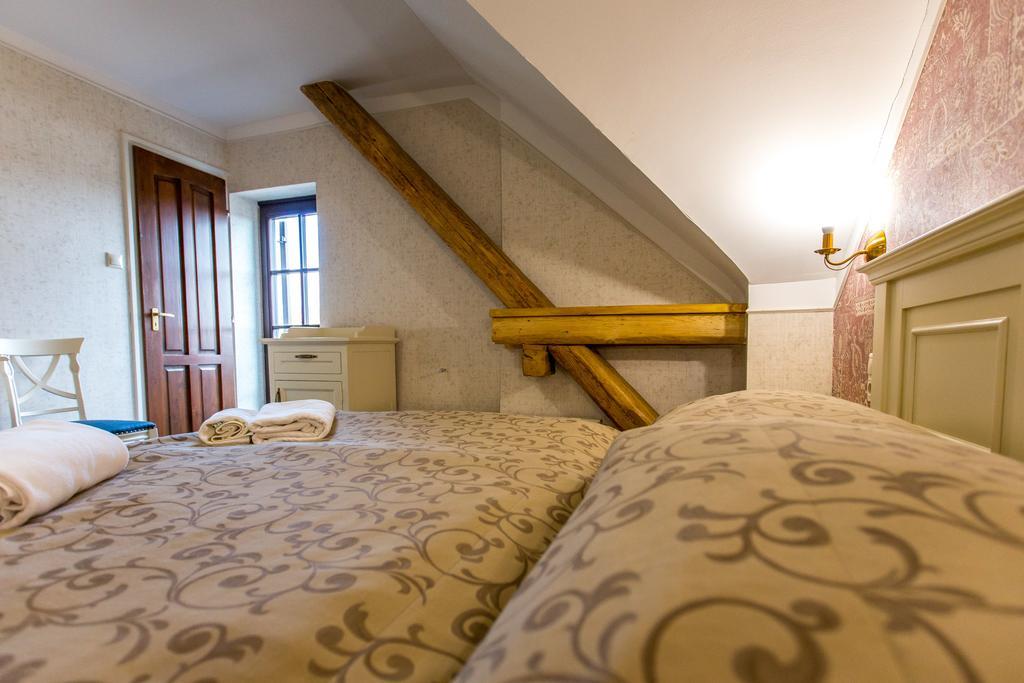 Boutique Hotel Annuska Balatonfured Bagian luar foto